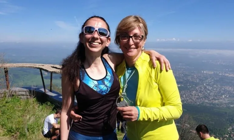 Екатерина Захариева се включи в поход в памет на Боян Петров - Tribune.bg