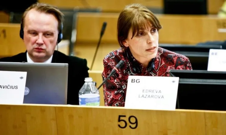 Едрева към Демократична България: Работа не се върши с празни приказки в декларации, а с много усилия и последователност - Tribune.bg