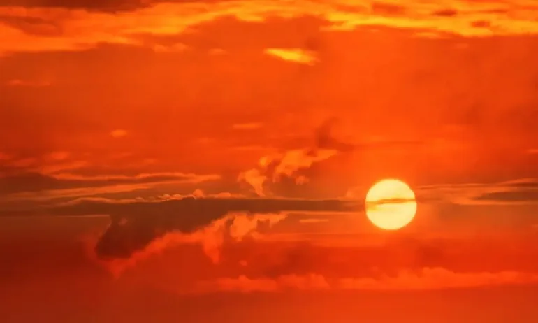 Слънчева и гореща сряда - Tribune.bg