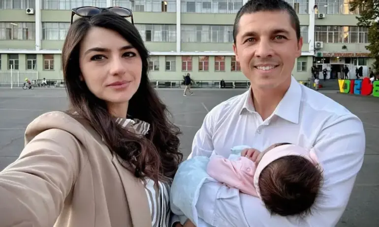 Бориславова гласува с бебето и Мирослав Иванов: Призова симпатизантите да не се успокояват - Tribune.bg