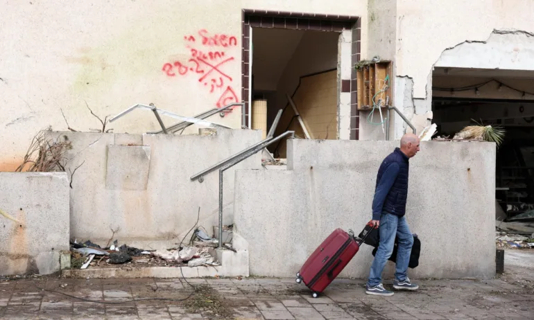 Израел: Унищожихме половината от ракетните запаси на Иран - Tribune.bg