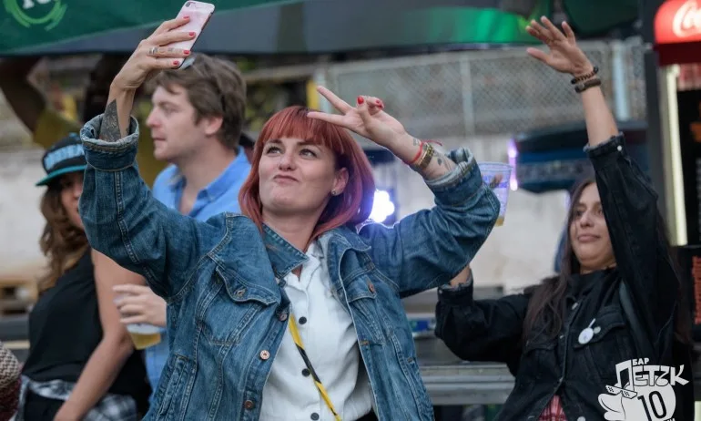 Рут Колева: На никой не му пука особено, тая пандемия е някаква бошлаф работа... - Tribune.bg