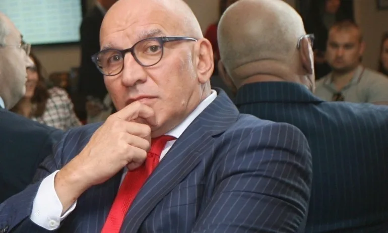 Левон Хампарцумян: Банките спират да обслужват посочените в списъка Магнитски - Tribune.bg