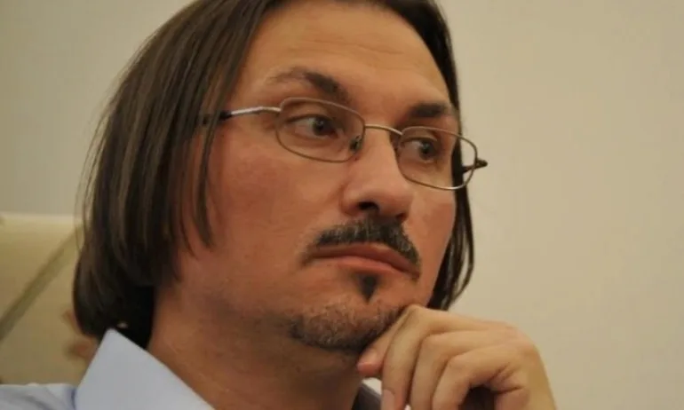 Христо Христов: Манипулациите в новите учебници по история са престъпление към младото поколение - Tribune.bg