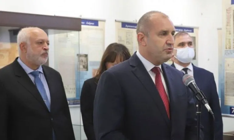 Радев не е чувал за офшорката на Бобокови - Tribune.bg