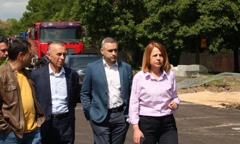 До 10 септември се очаква да приключи цялостният ремонт на бул. България - Tribune.bg