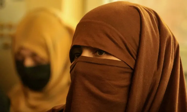 Афганистан въвежда пълно прилагане на ислямския закон - Tribune.bg