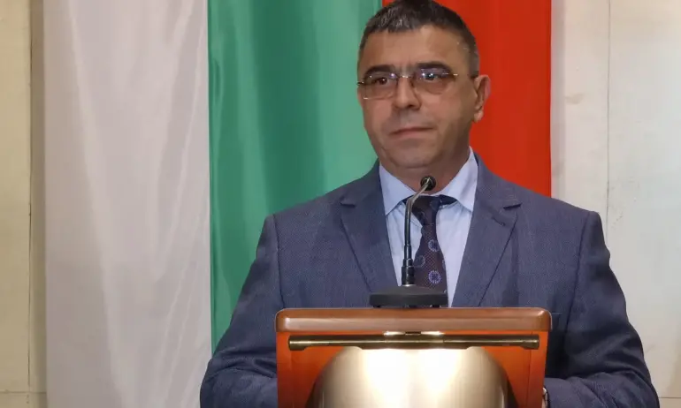 Атанас Илков ще представи докладът на МВР за изборите - Tribune.bg