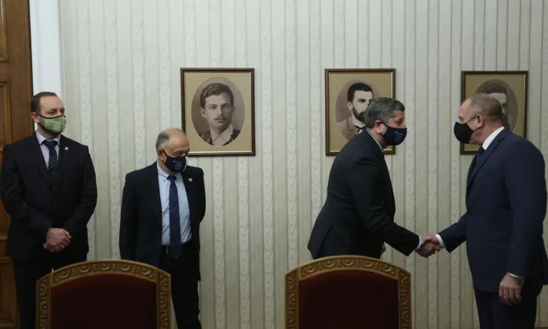 ДБ обеща на Радев: От наша страна темата за персоните няма да стои - Tribune.bg