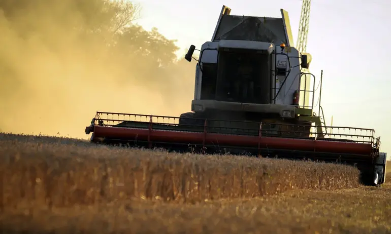 Фермерите блокират гранични пунктове и главни пътища на протеста в понеделник. Имат 5 искания към кабинета - Tribune.bg