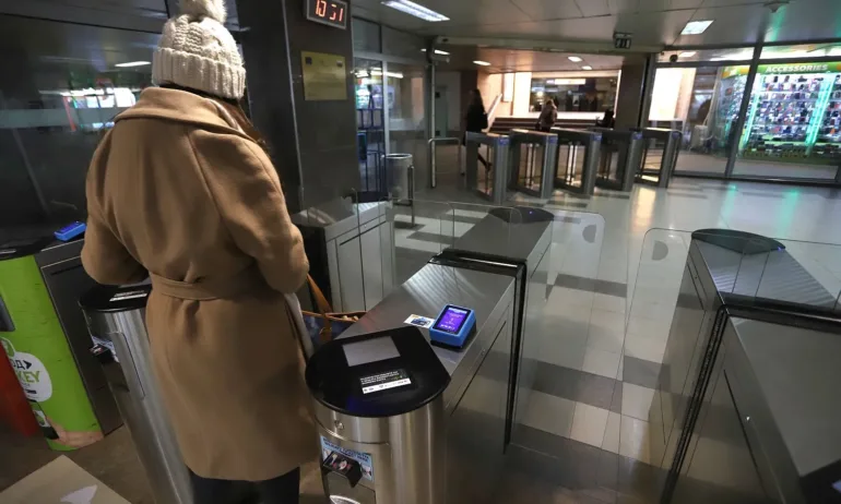 След прахосаните милиони отишли в джобовете на Ограби София цените на градския транспорт се вдигнаха - Tribune.bg