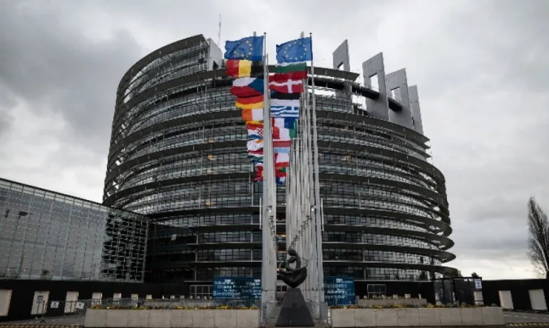 ЕП с призив България, Румъния и Хърватия незабавно да бъдат приети в Шенген - Tribune.bg