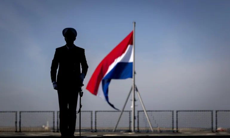 Европейските военни шефове ще се срещнат заради руския сенчест флот - Tribune.bg