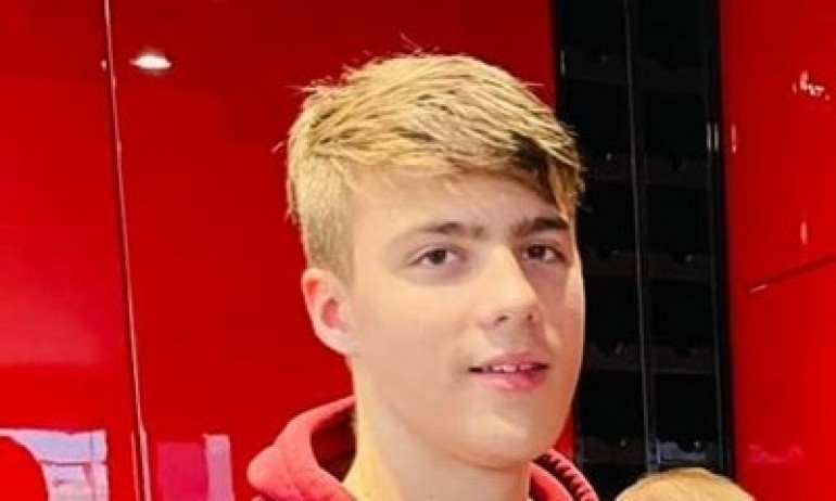 След няколко часа: Откриха невредим 15-годишния син на зам.-министъра на енергетиката в Пампорово (ОБНОВЕНА) - Tribune.bg