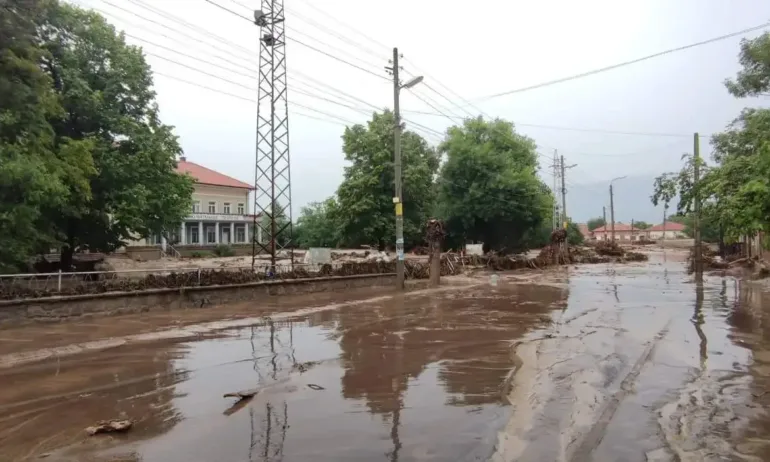 Пиарът на село Богдан пред Tribune: Хеликоптер спасява бедставащите хора - Tribune.bg