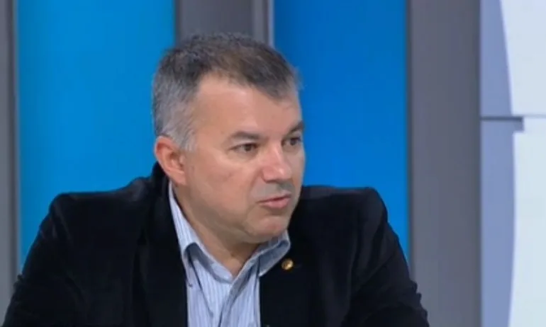 Богомил Николов: Въпрос на букинг, застраховка и преговори е отмяната на резервацията за хотел, ресторант или театър - Tribune.bg