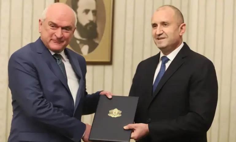 Румен Радев възложи на Димитър Главчев да състави кабинет за седмица - Tribune.bg