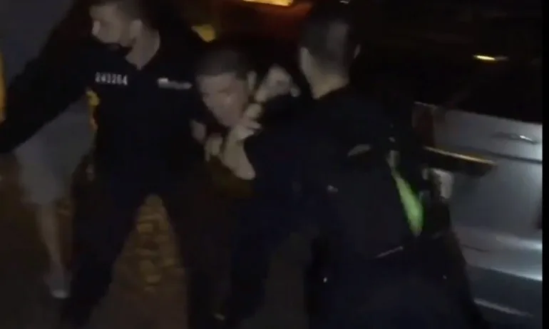 Това ли са мирните протести? Това ли са младите и красиви лица на протеста? (ВИДЕО) - Tribune.bg