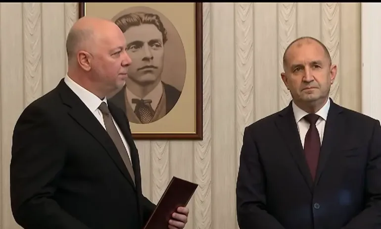 Без изненада: ГЕРБ върна първия проучвателен мандат - Tribune.bg