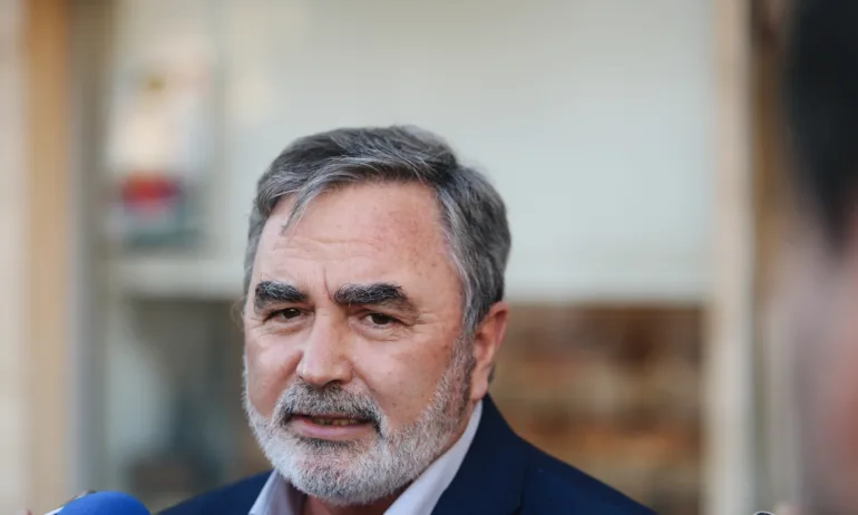 Изолацията за болни от COVID-19 се намалява от 10 на 7 дни - Tribune.bg