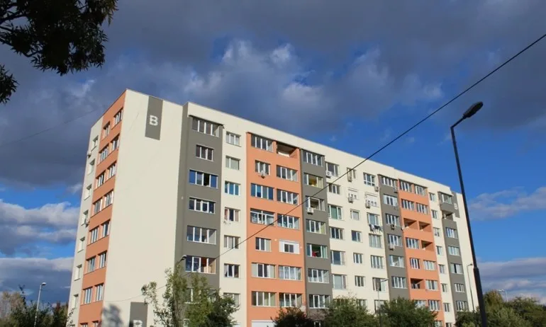 Фандъкова: Изцяло ремонтирахме блока в Люлин, където живеят хора с увредено зрение - Tribune.bg