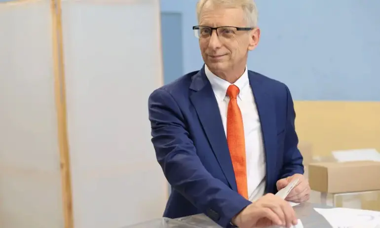 Денков: Гласувах за можещи хора, а не за бандити, които си правят партийни назначения - Tribune.bg