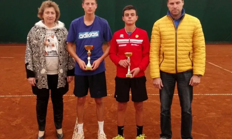 Михаил Иванов и Росица Денчева триумфираха на Държавен турнир до 16 г. на ТК Дема - Tribune.bg