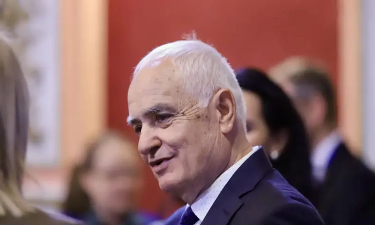 Атанас Запрянов: За парада на 6 май догодина ще има F-16 - Tribune.bg