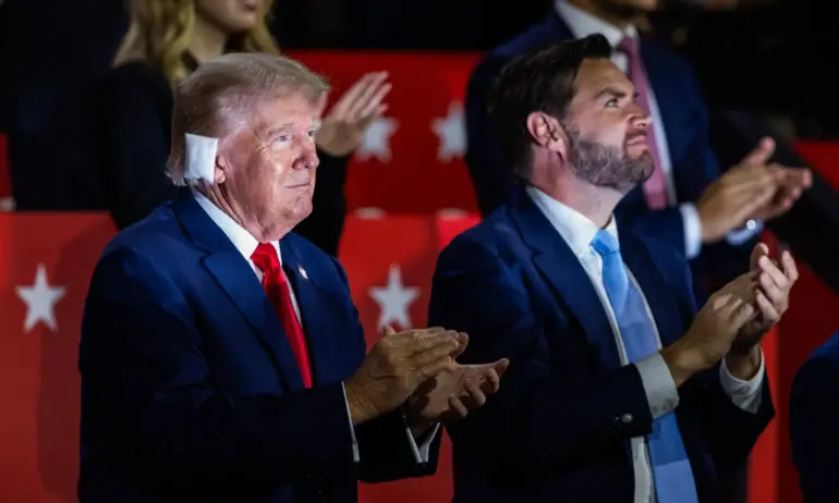 Тръмп беше официално номиниран за кандидат-президент, избра 39-годишен сенатор за свой вице - Tribune.bg