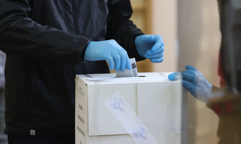 Галъп: Избирателната активност към 9 часа е 3,5% - по-ниска от тази на миналия вот - Tribune.bg