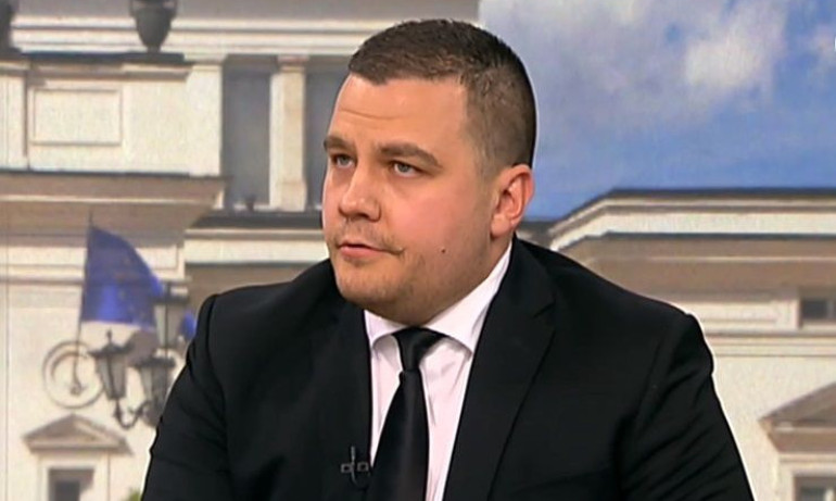 Балабанов: Политическата кариера на Кирил Петков приключи - Tribune.bg