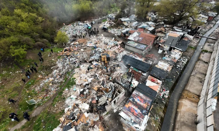 Борислав Куртев: Виновник за Захарна фабрика е Марин Тихомиров. Подведе ромите, че ще получат общински жилища - Tribune.bg