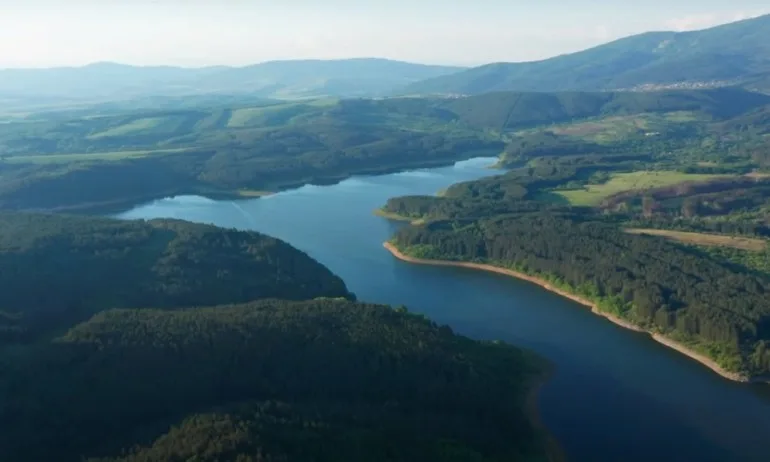 Язовир Студена е отново пълен (ВИДЕО) - Tribune.bg