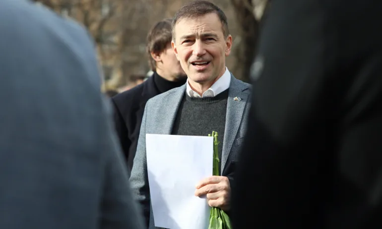 Андрей Ковачев: Не само САЩ, но и страните от ЕС трябва да подкрепят с всички сили Украйна - Tribune.bg