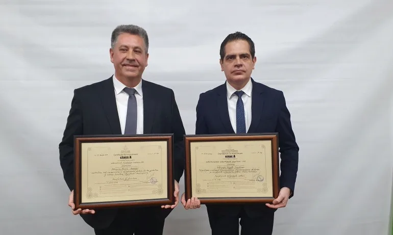 Икономическият министър връчи сертификат за инвестиция, която ще разкрие близо 40 работни места в нова фабрика в Кюстендил - Tribune.bg