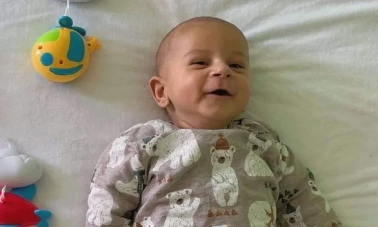 3-месечно бебе се нуждае спешно от средства за животоспасяваща трансплантация - Tribune.bg
