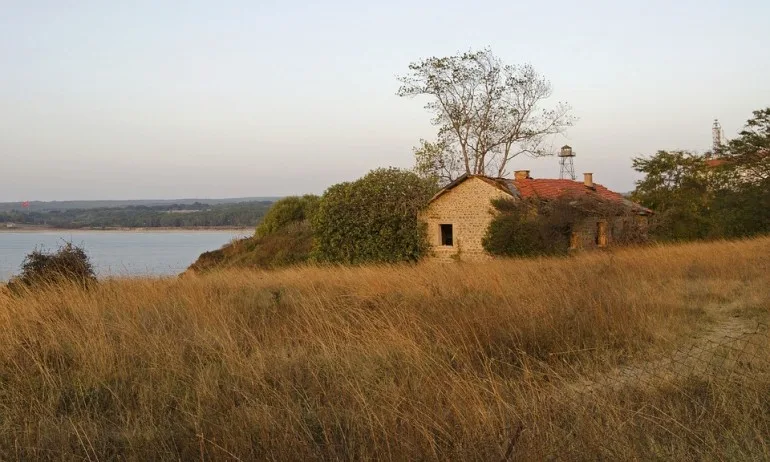 Заради селфи: Задържаха българин, който преплува Резовската река до Турция - Tribune.bg