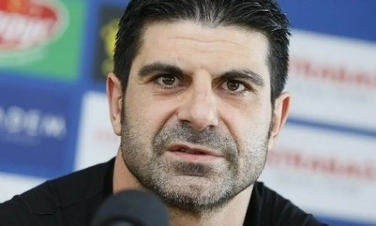 Гонзо: Има трима футболисти със сиптоми за COVID-19 - Tribune.bg