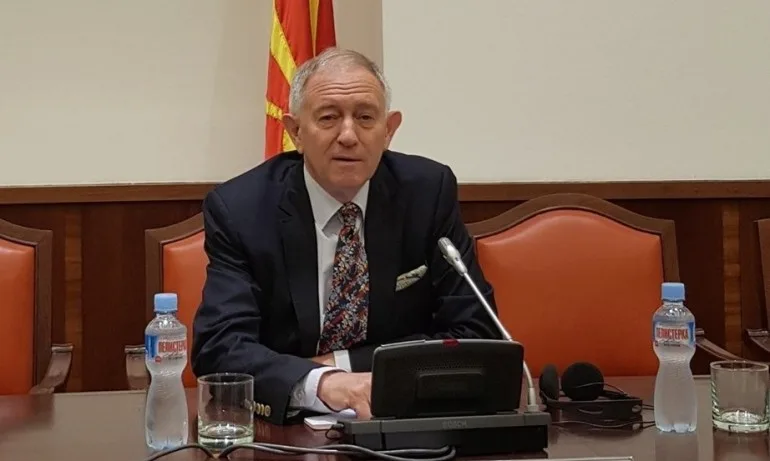 Британският експерт по отбрана Глен Грант: България е дълбоко, дълбоко пробита от руското хибридно влияние - Tribune.bg