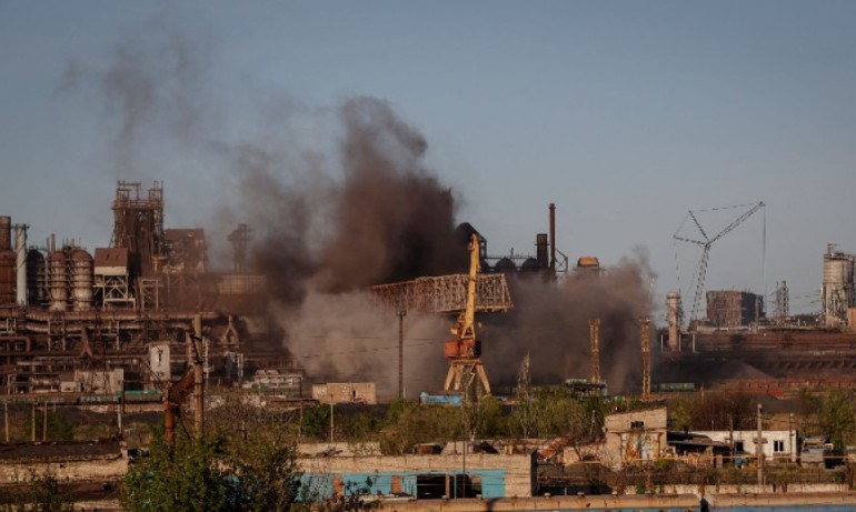 Започна разминирането на комбината Азовстал в Мариупол - Tribune.bg