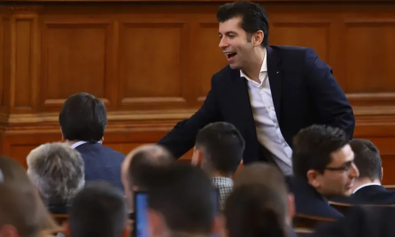 Стоян Радев: Мафията лови риба в мътна вода, а дилетантщината на почтените дава сили на Възраждане - Tribune.bg