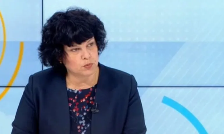 Таня Михайлова: Неносенето на маски в клас ще се наказва само в краен случай - Tribune.bg