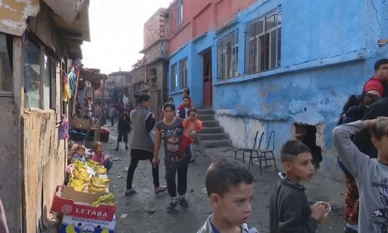 Ромите от Сливен крият децата си вкъщи, не ги пускат на училище и навън - Tribune.bg