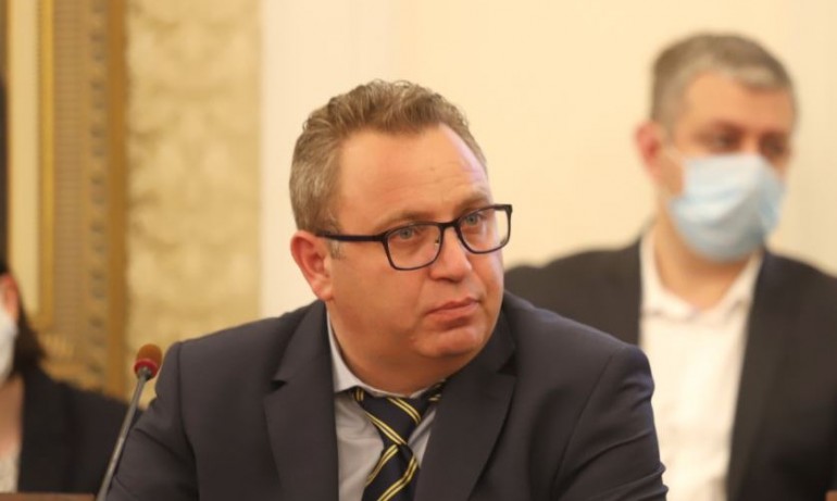 Стоян Беличев отговори на Рашков: Не съм избягал, в събота се връщам от почивка - Tribune.bg