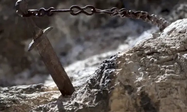 Пазителят на Франция - мечът Дюрандал, изчезна мистериозно - Tribune.bg