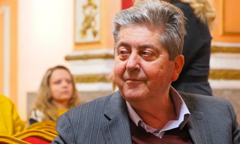 Първанов: Дрънкането на оръжия е предпоставка за нов или разширяващ се военен конфликт - Tribune.bg