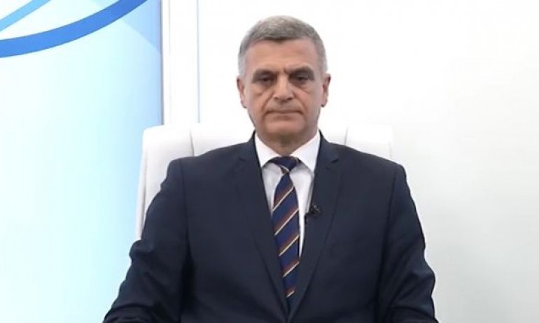 Стефан Янев към Петков: Не съм твой министър и не съм бил (ВИДЕО) - Tribune.bg