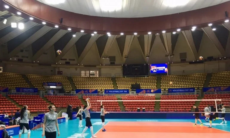 Страхотна жега посрещна националките ни в Банкок - Tribune.bg