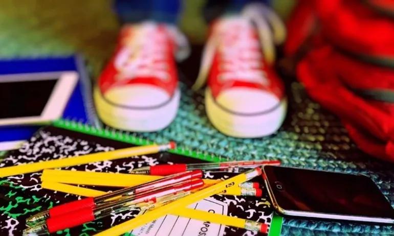 Тормоз в училище: Родители се заканват да не пуснат децата си в клас - Tribune.bg