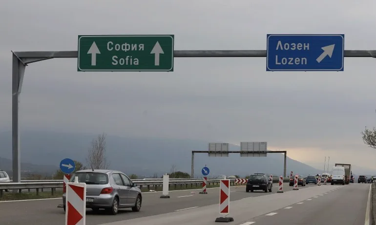 Интелигентна система от подвижни бариери, електронни табели и нови камери внедряват на АМ Тракия - Tribune.bg